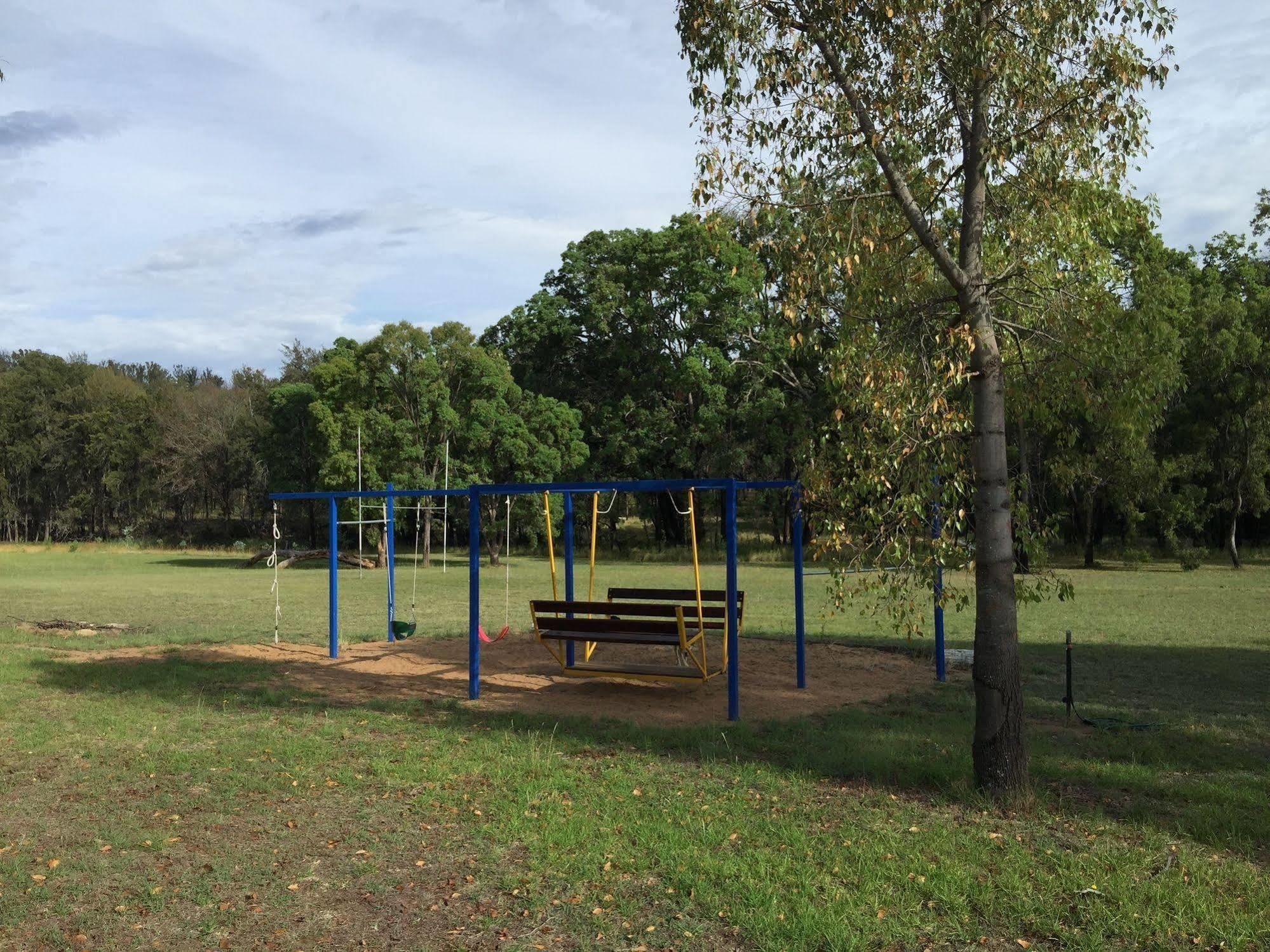 Warrumbungles Mountain Motel Coonabarabran Bagian luar foto
